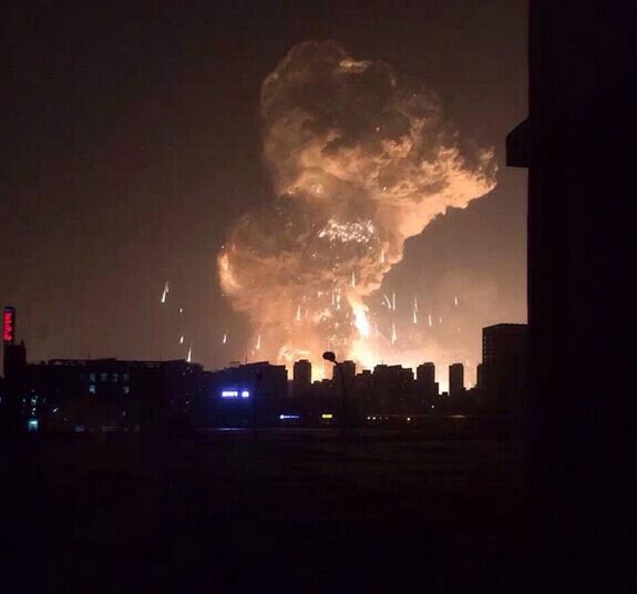 天津蘑菇云爆炸圖片 天津蘑菇云爆炸圖片